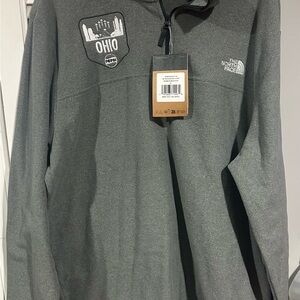 Brand New !!!The North Face Gray Pullover